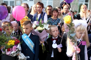 �������,�������