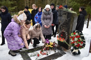 �������, 35 ��� ������ �����, ����������