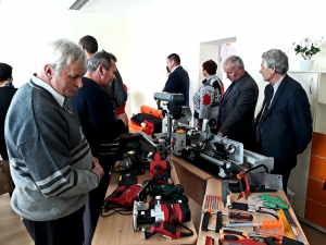 �������, �����������